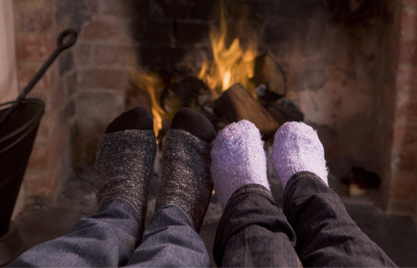 Keeping feet warm with fire and underfloor insulation