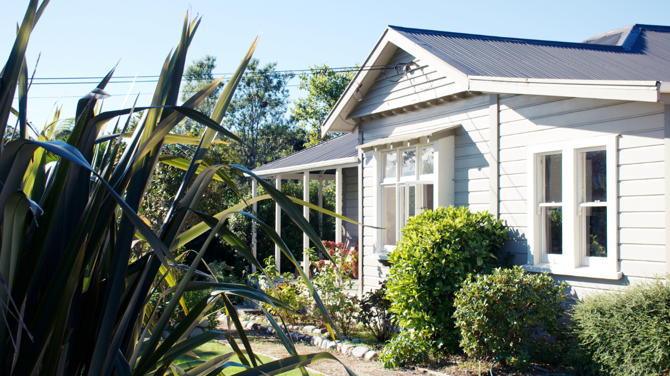 Insulating Kiwi homes